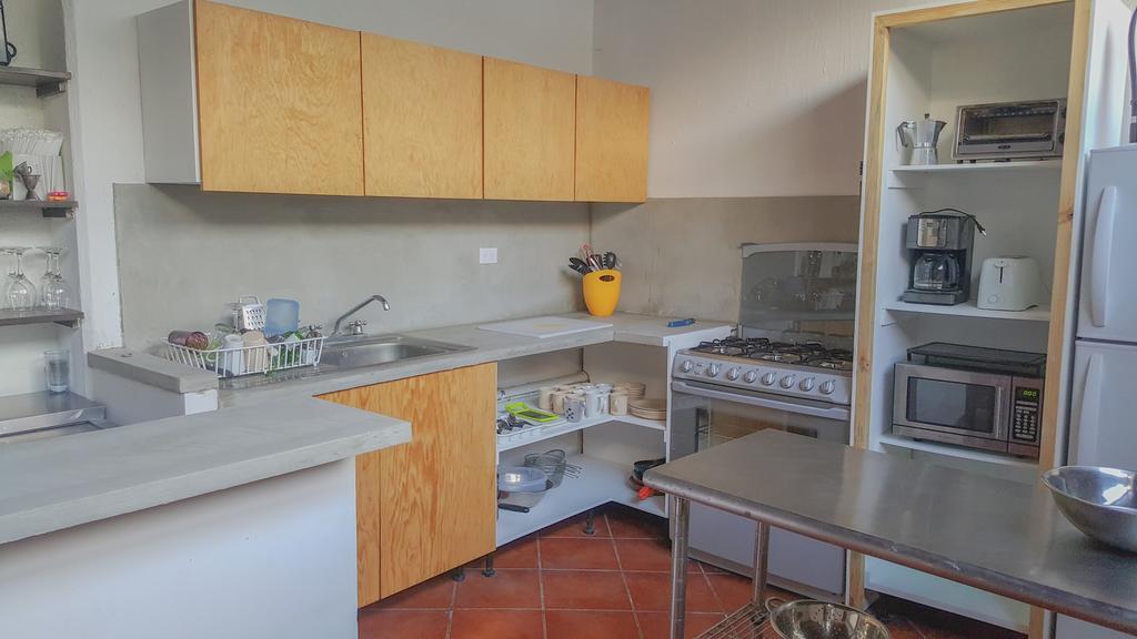 אנטיגואה גואטמלה Somos Hostal מראה חיצוני תמונה